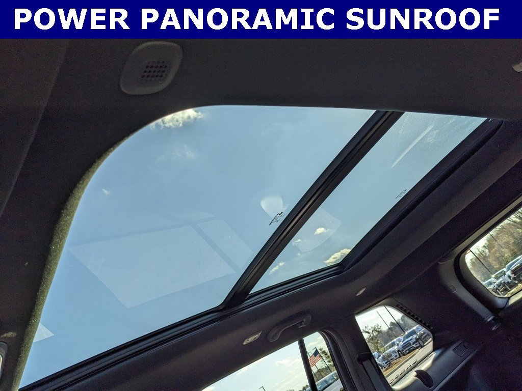 New 2025 Jeep Grand Cherokee Limited image 3