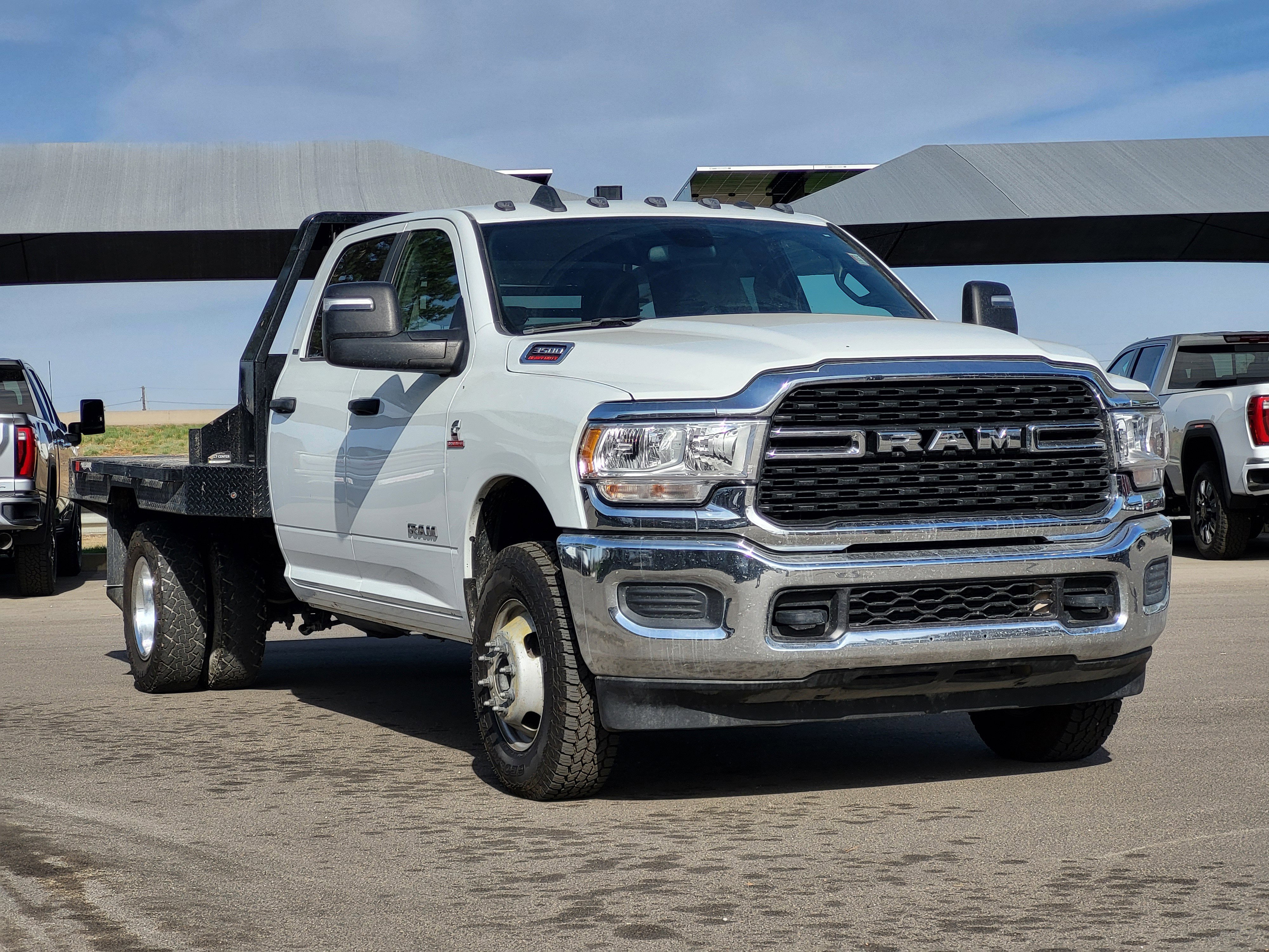 Used 2024 RAM 3500 SLT w/ Quick Order Package 2YG SLT AWD/4WD image 3