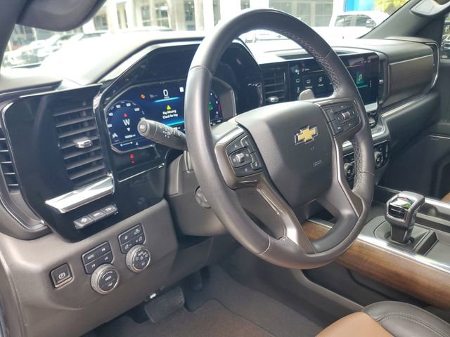 Certified 2023 Chevrolet Silverado 1500 High Country w/ Technology Package image 16