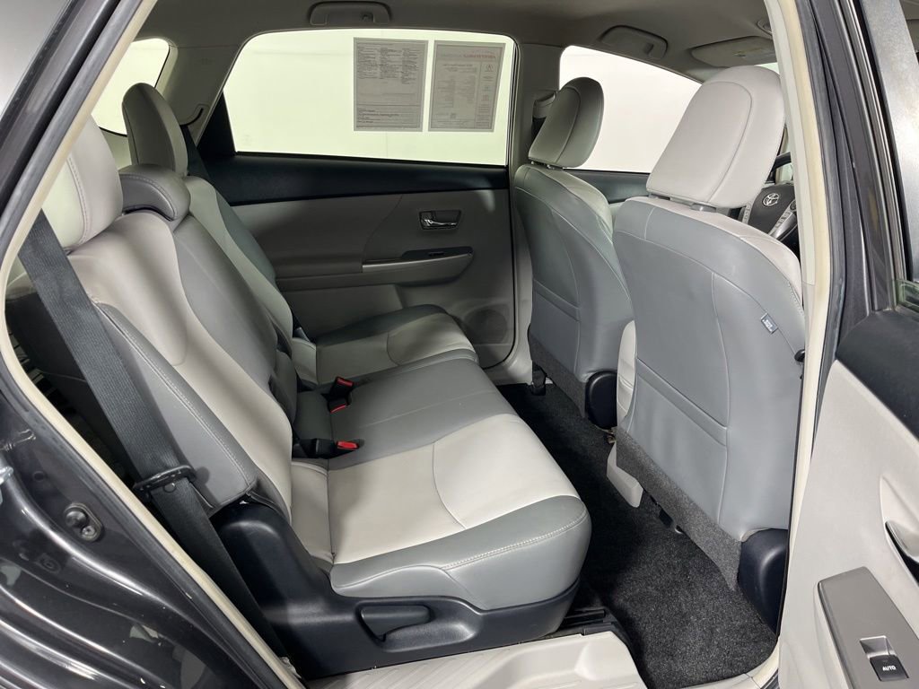 Used 2015 Toyota Prius V Four FWD image 11