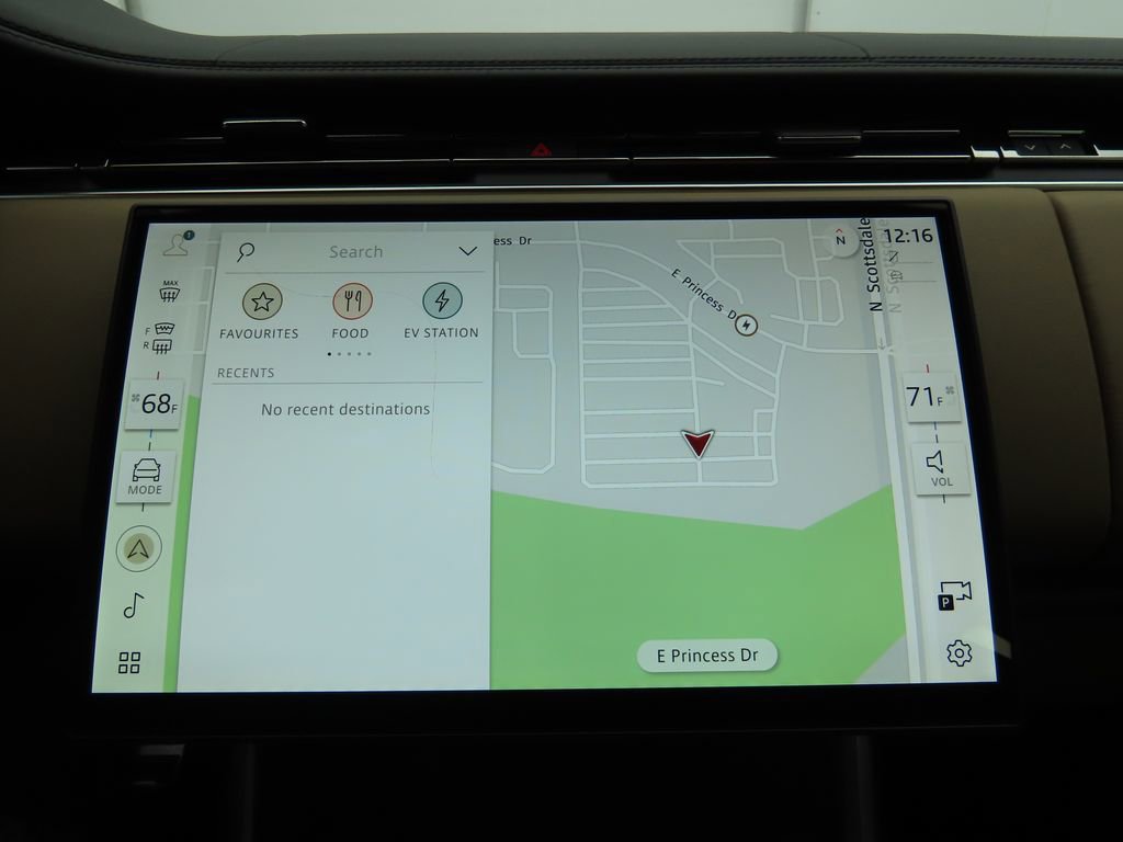 New 2026 Land Rover Range Rover SE image 14