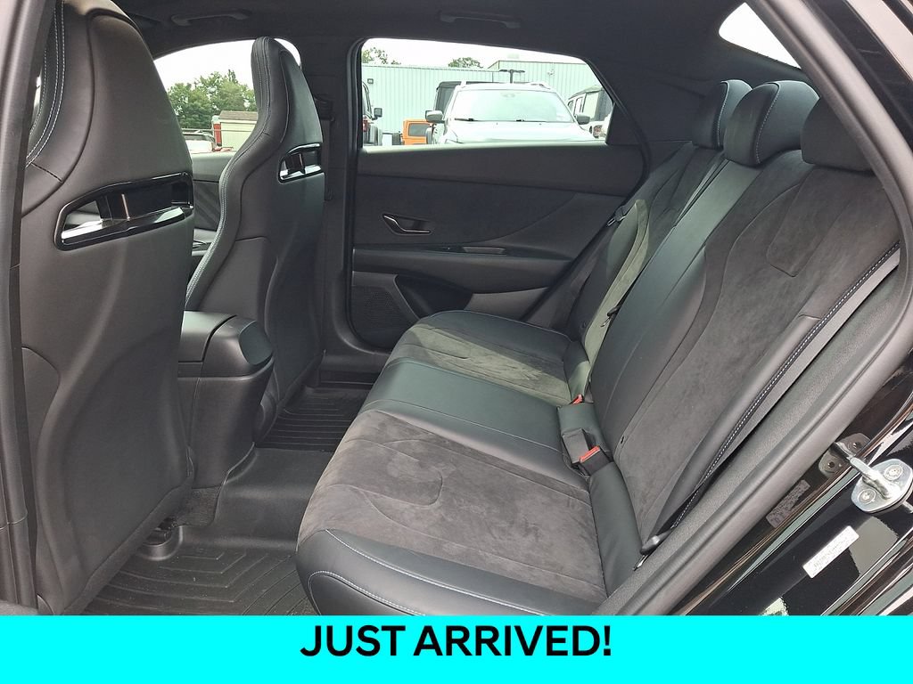 Used 2022 Hyundai Elantra N FWD image 9