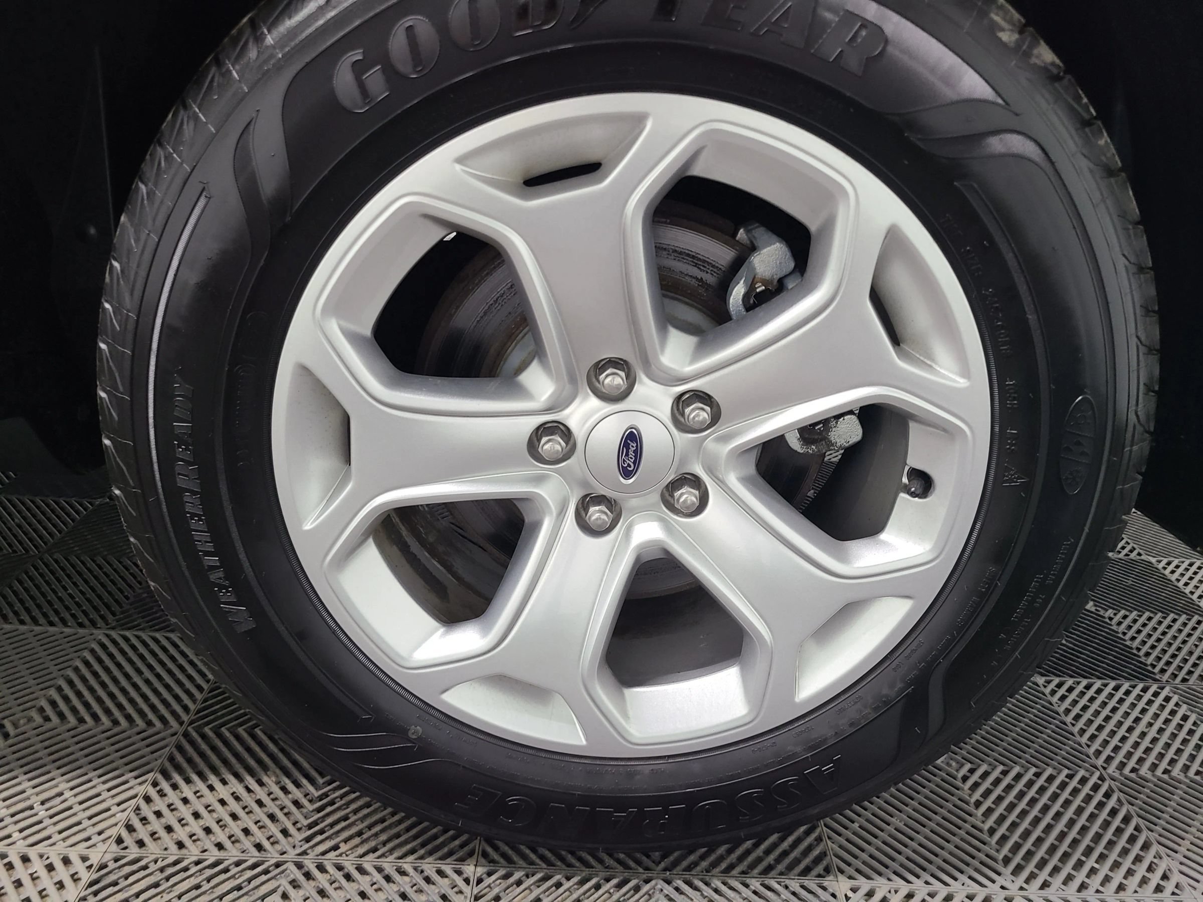 Used 2011 Ford Edge SEL w/ 202A Rapid Spec Order Code FWD image 17