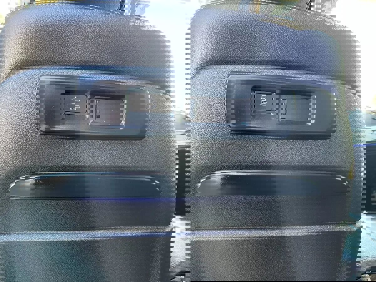 Used 2020 BMW X7 xDrive40i image 28