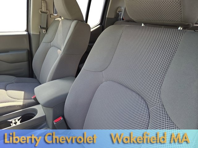 Used 2015 Nissan Frontier SV AWD/4WD image 23