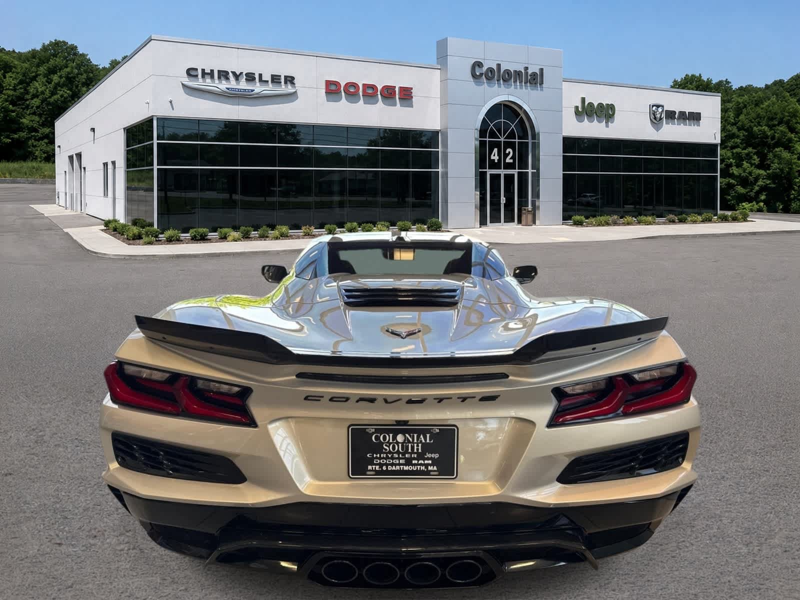 Used 2024 Chevrolet Corvette Z06 RWD image 4