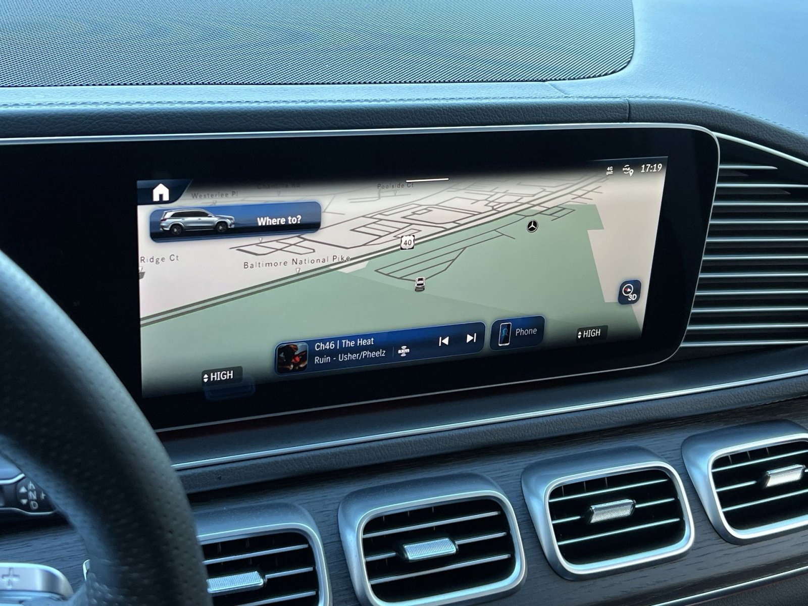 Certified 2026 Mercedes-Benz GLS 450 4MATIC image 18