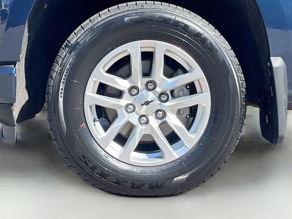 Used 2019 Chevrolet Silverado 1500 RST AWD/4WD image 31