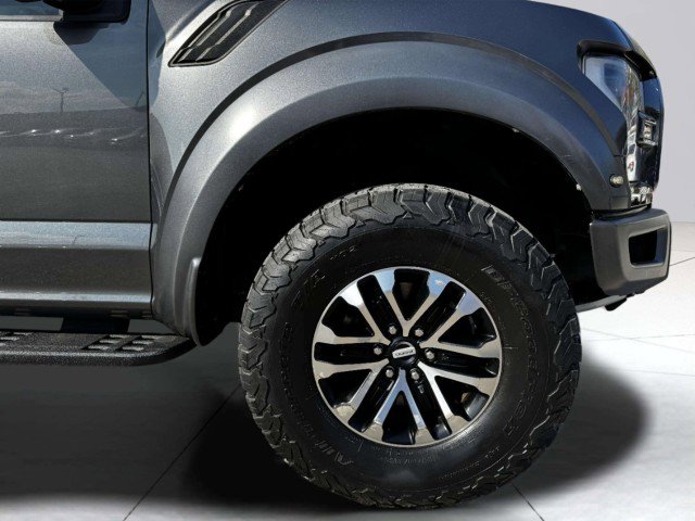Used 2019 Ford F150 Raptor w/ Equipment Group 802A Luxury AWD/4WD image 53