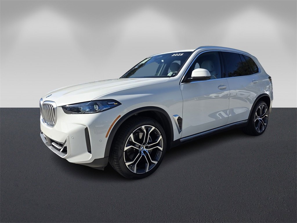 Certified 2025 BMW X5 sDrive40i w/ Premium Package image 8