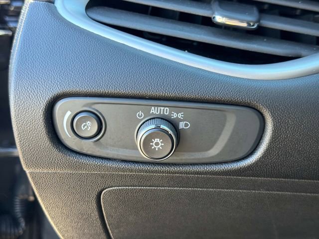 Used 2024 Chevrolet Malibu LT image 23