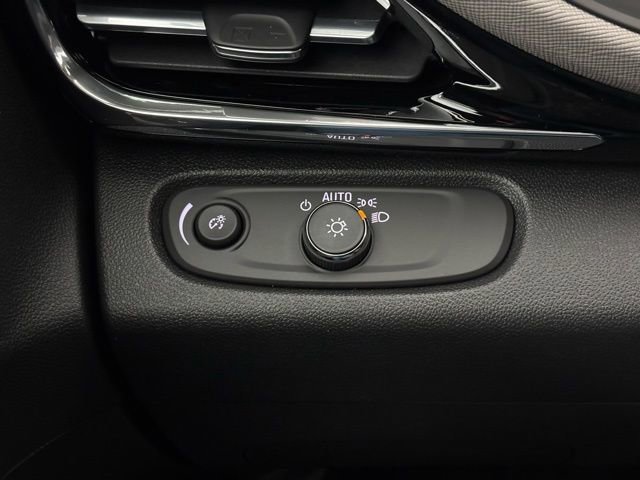 New 2026 Buick Envista Avenir image 22