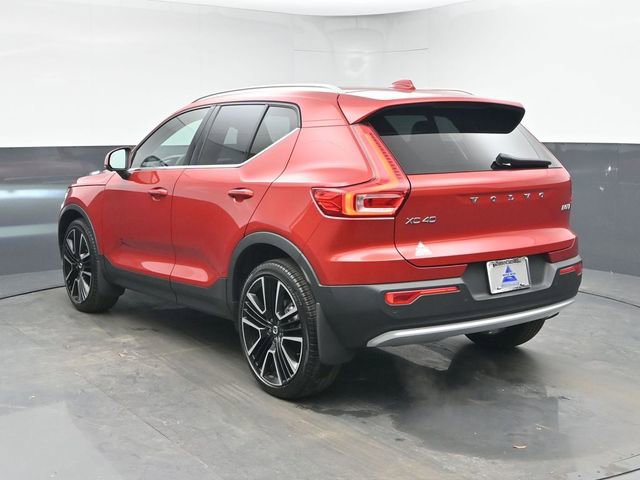 Used 2023 Volvo XC40 B5 Ultimate w/ Climate Package image 6