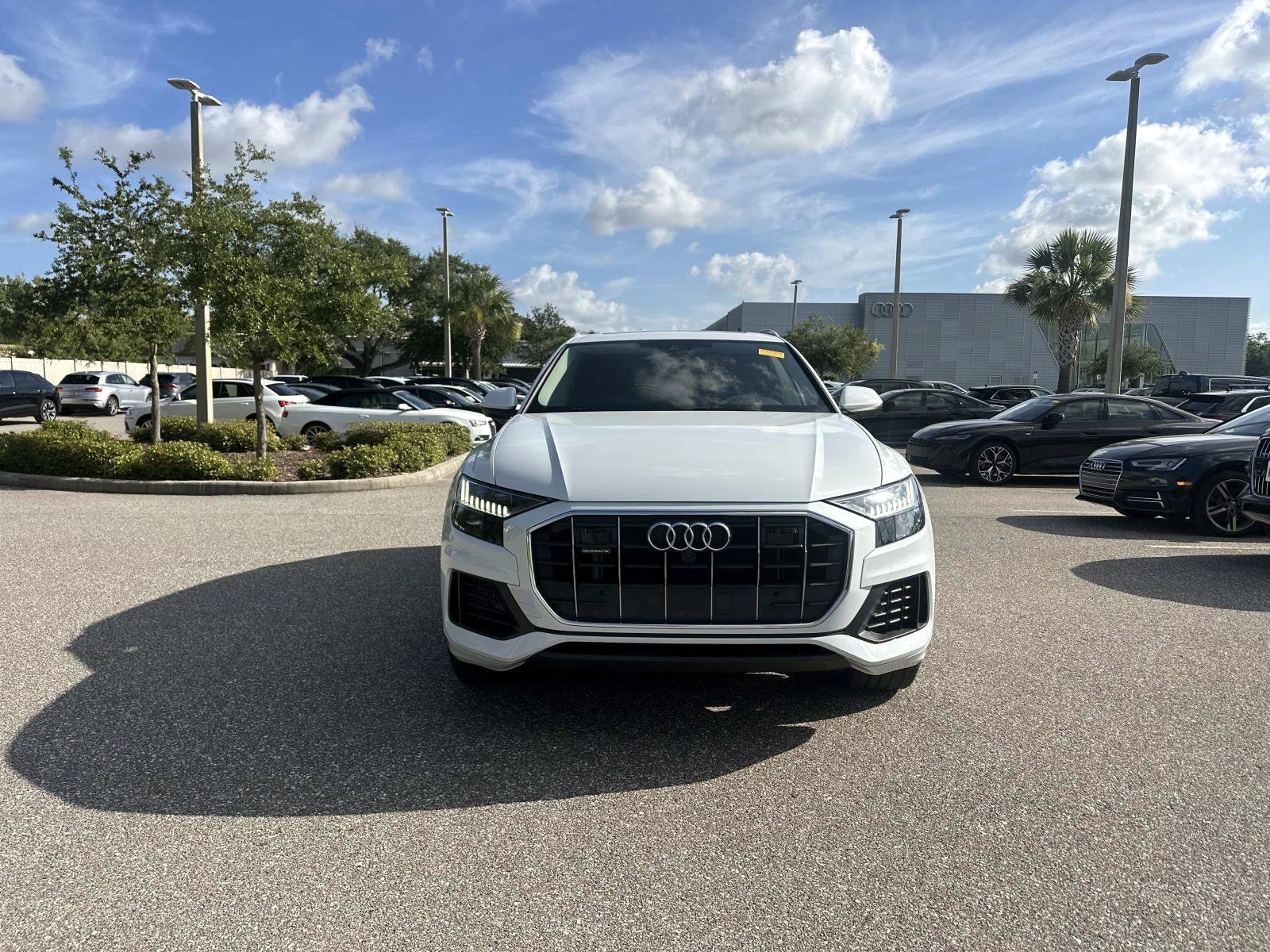 Used 2023 Audi Q8 Premium w/ Convenience Package AWD/4WD image 5