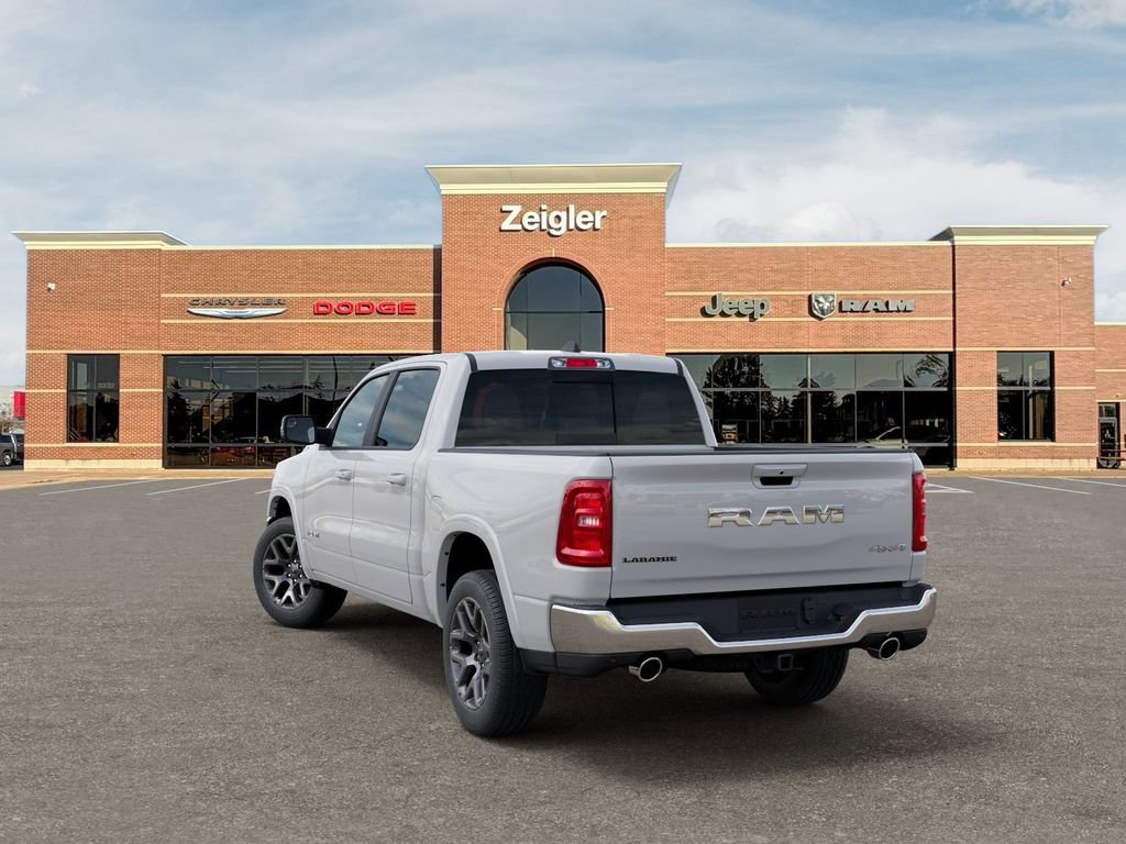 New 2026 RAM 1500 Laramie AWD/4WD image 3