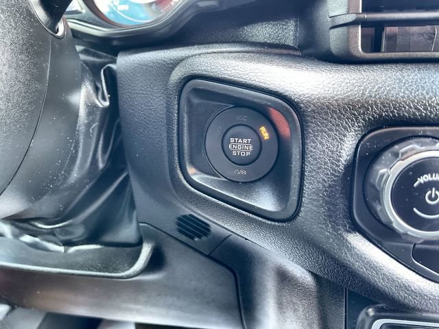 Used 2024 Jeep Wrangler Unlimited Sport AWD/4WD image 17