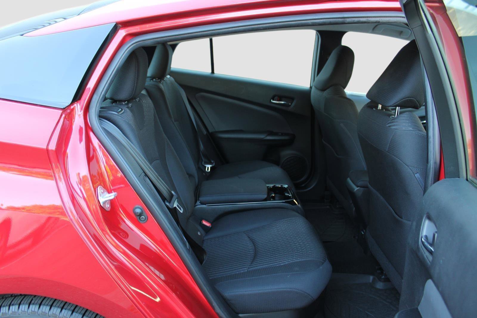 Used 2018 Toyota Prius Prime Plus image 33