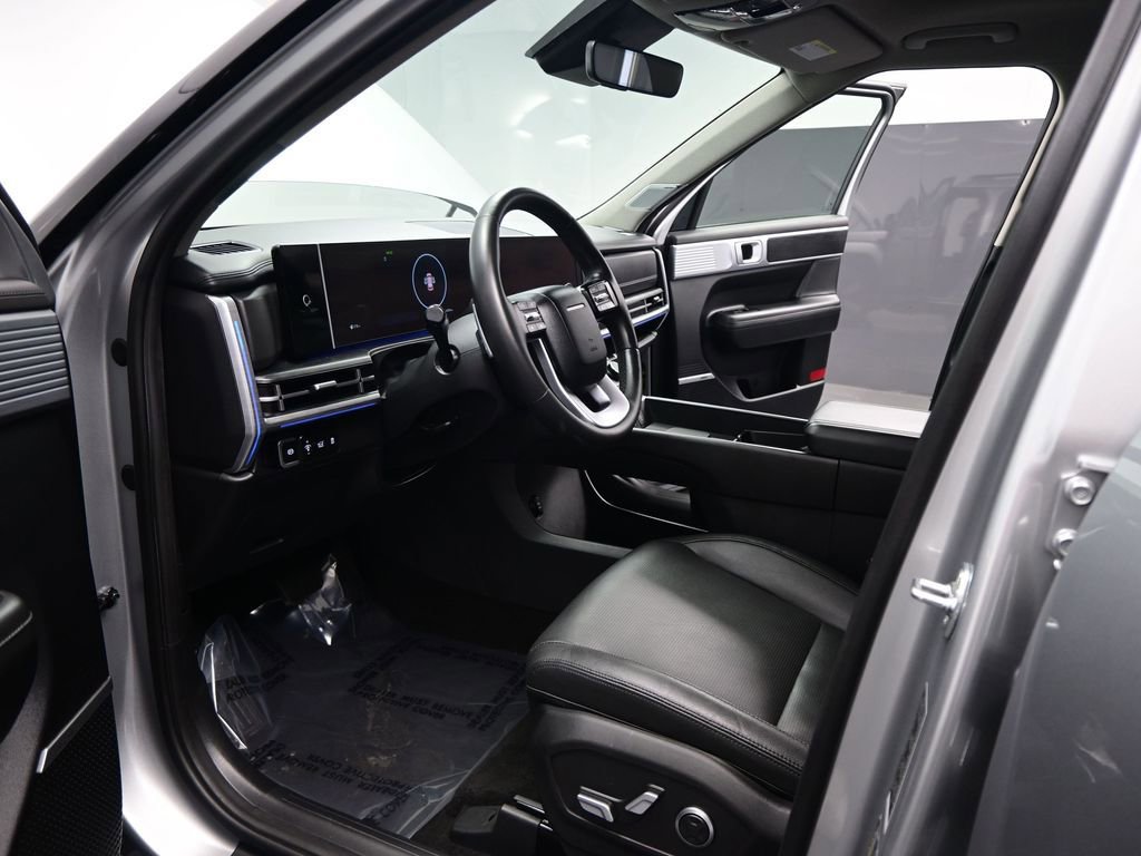 Used 2024 Hyundai Santa Fe Limited AWD/4WD image 8