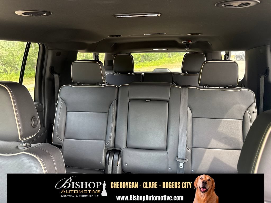 Used 2024 GMC Yukon XL SLT AWD/4WD image 9