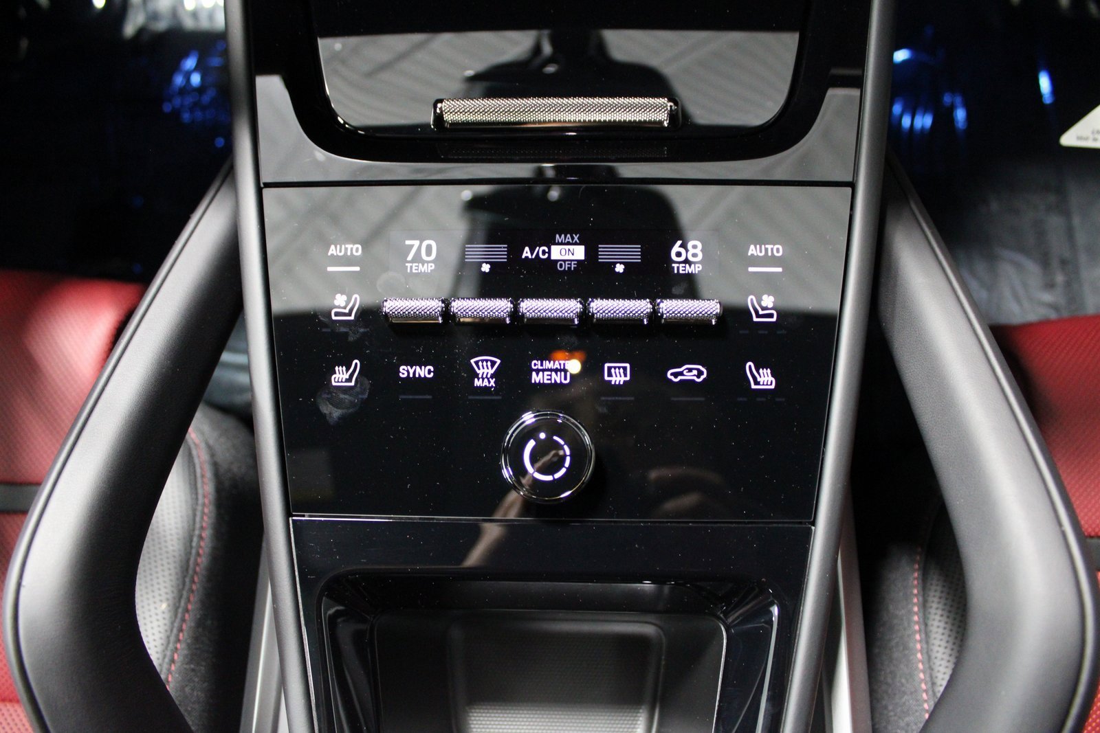 New 2025 Porsche Cayenne Turbo image 32