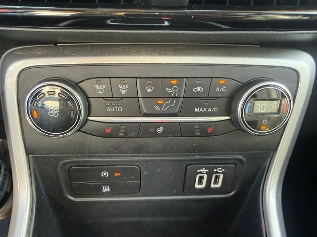 Used 2019 Ford EcoSport Titanium image 16