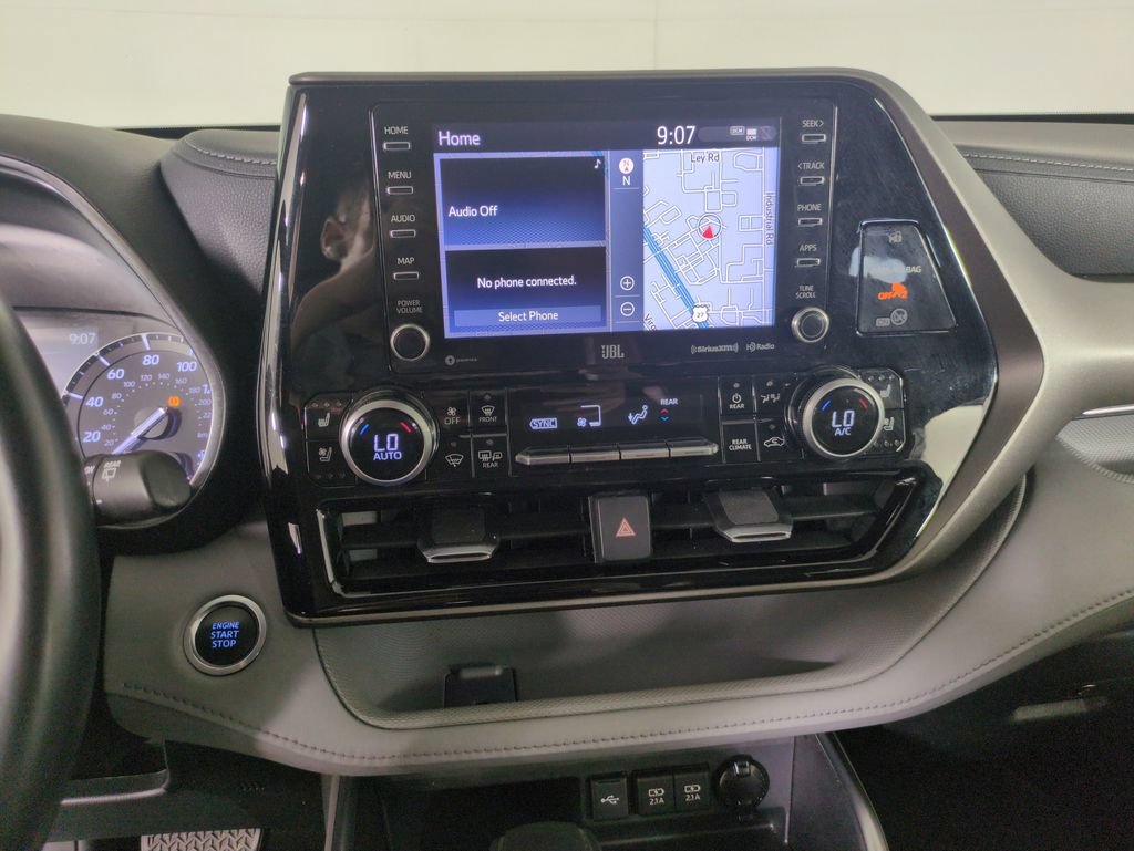 Used 2020 Toyota Highlander Limited AWD/4WD image 21