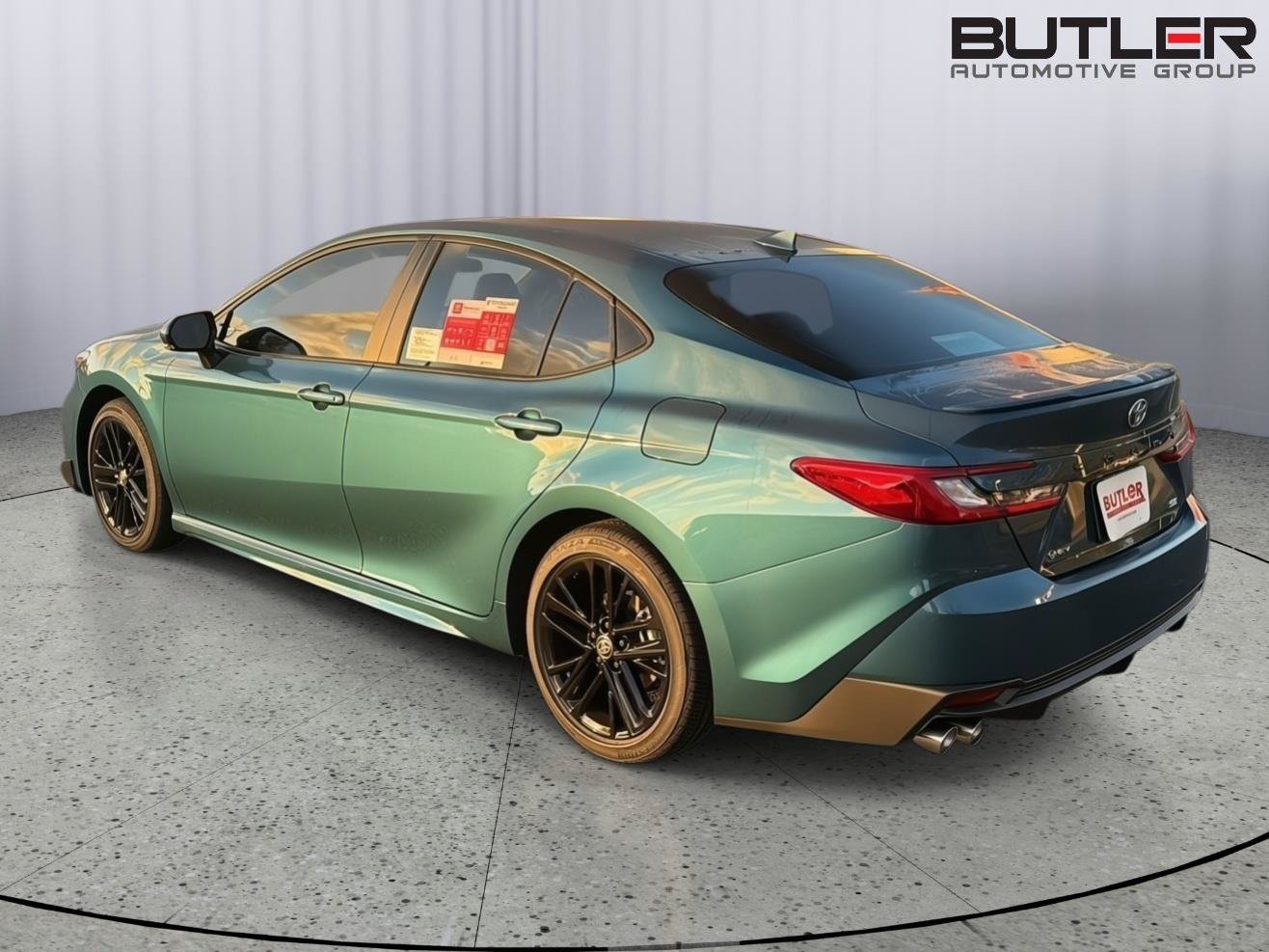 New 2026 Toyota Camry SE FWD image 4