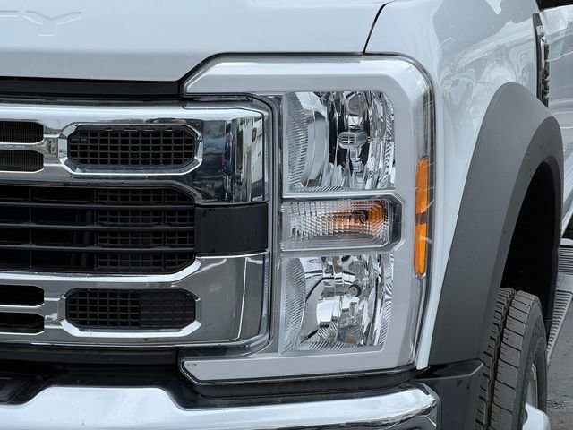 New 2025 Ford F450 XL w/ XL Chrome Package RWD image 27