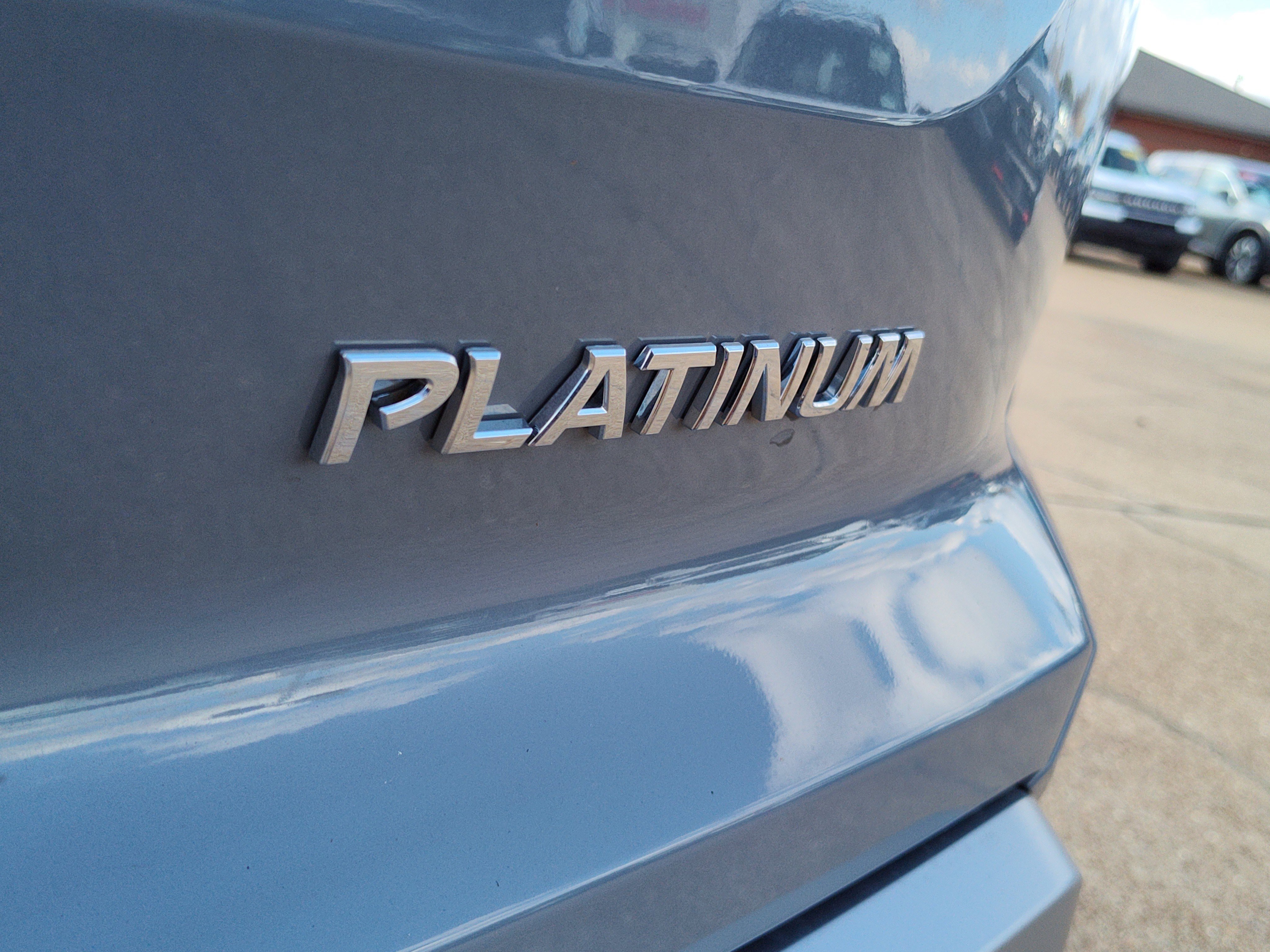 New 2025 Nissan Pathfinder Platinum w/ Cargo Package image 4