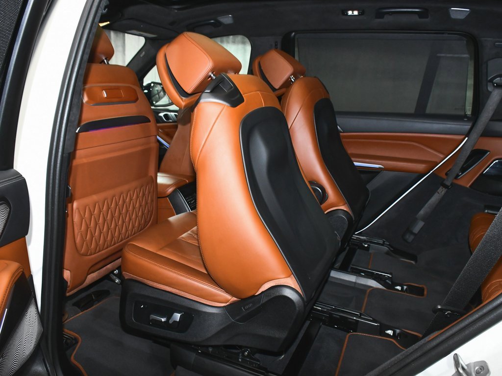 Used 2024 BMW ALPINA XB7 image 81