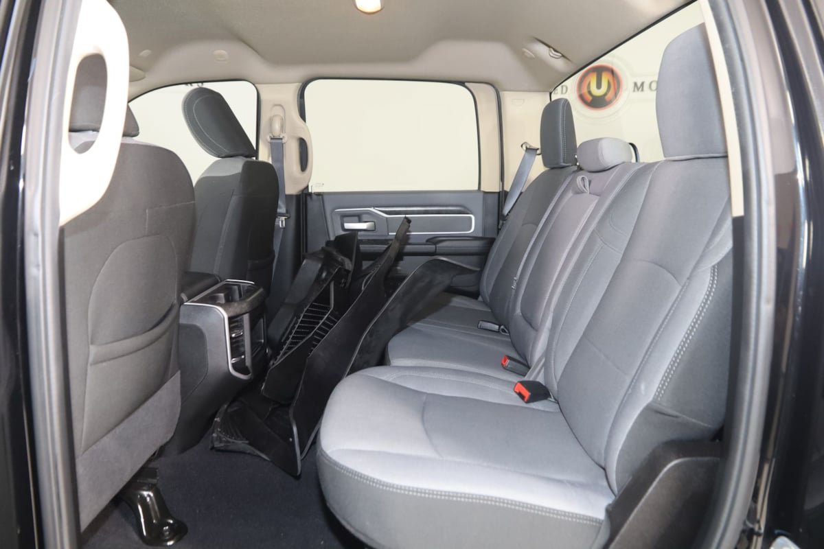 Used 2020 RAM 2500 Big Horn w/ Level 1 Equipment Group AWD/4WD image 42
