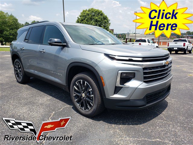 New 2026 Chevrolet Traverse LT w/ Sun and Wheel Package