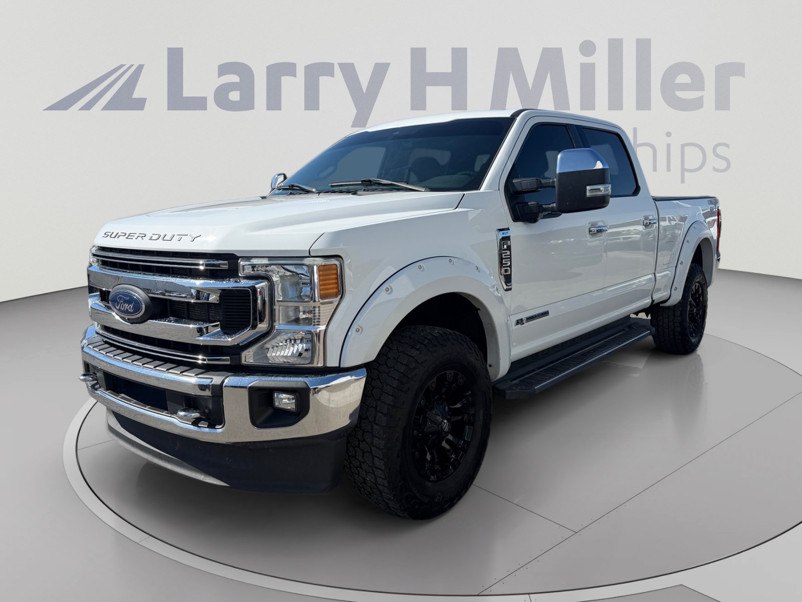 Used 2022 Ford F250 XLT w/ XLT Premium Package AWD/4WD image 1