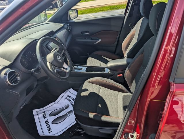 Certified 2023 Nissan Kicks SR FWD image 15