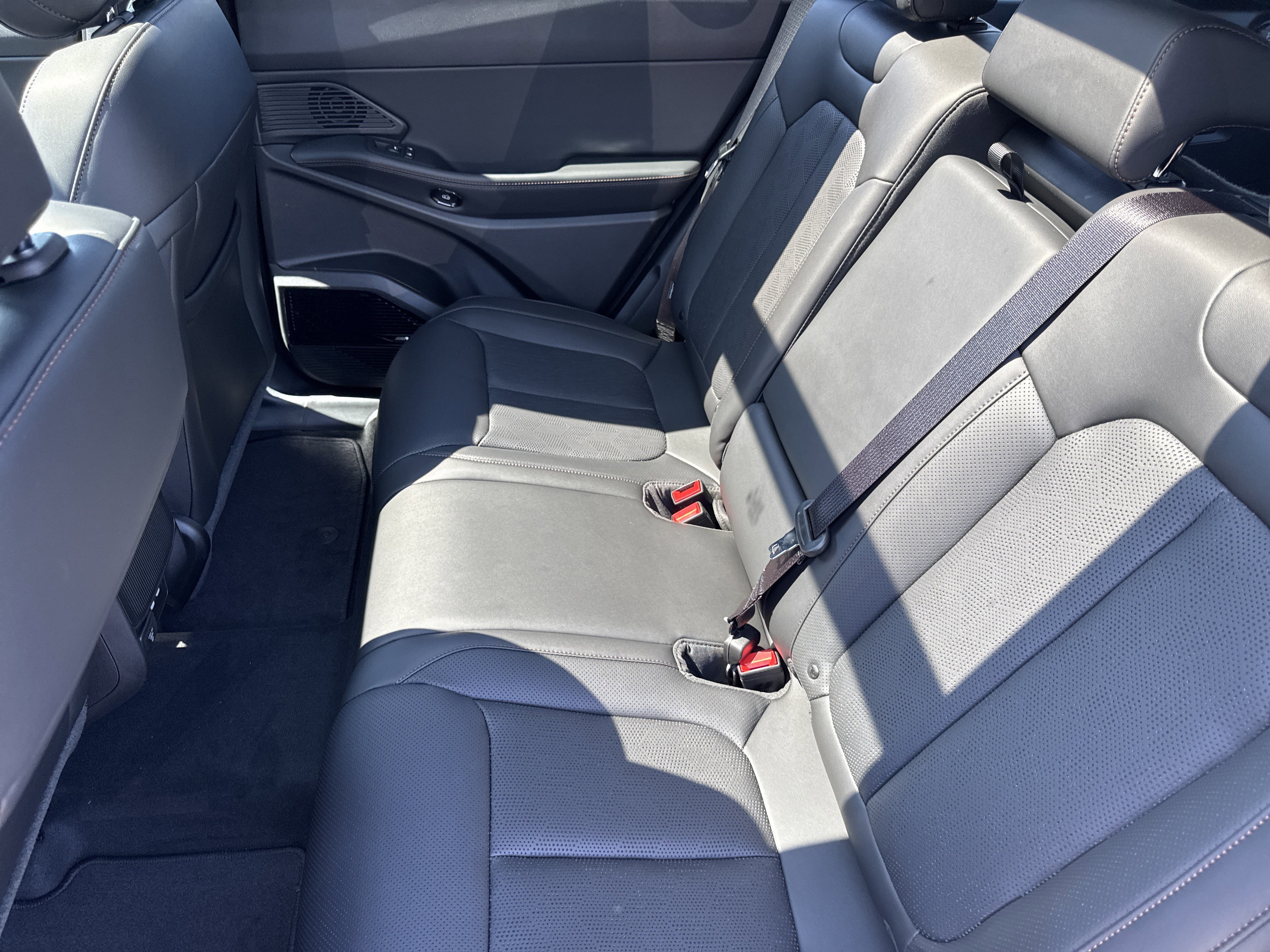 New 2026 Jeep Cherokee Overland image 24