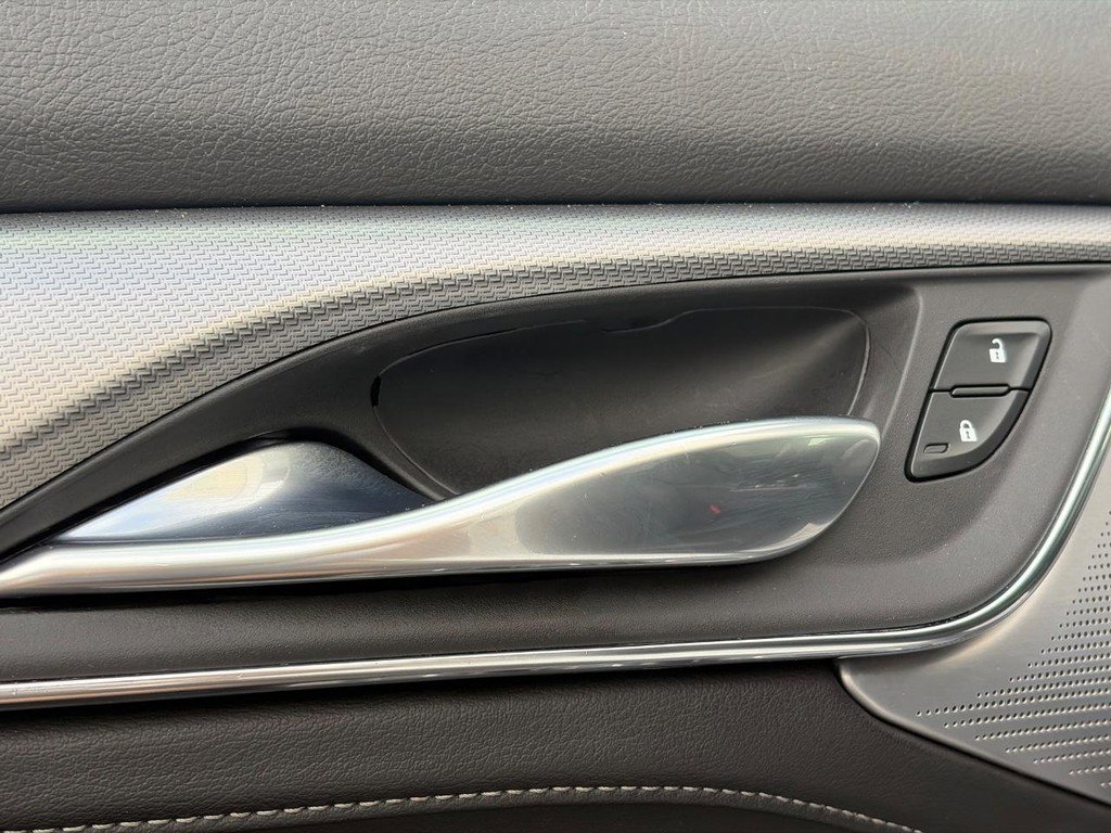 Certified 2022 Cadillac CT5 Premium Luxury image 17