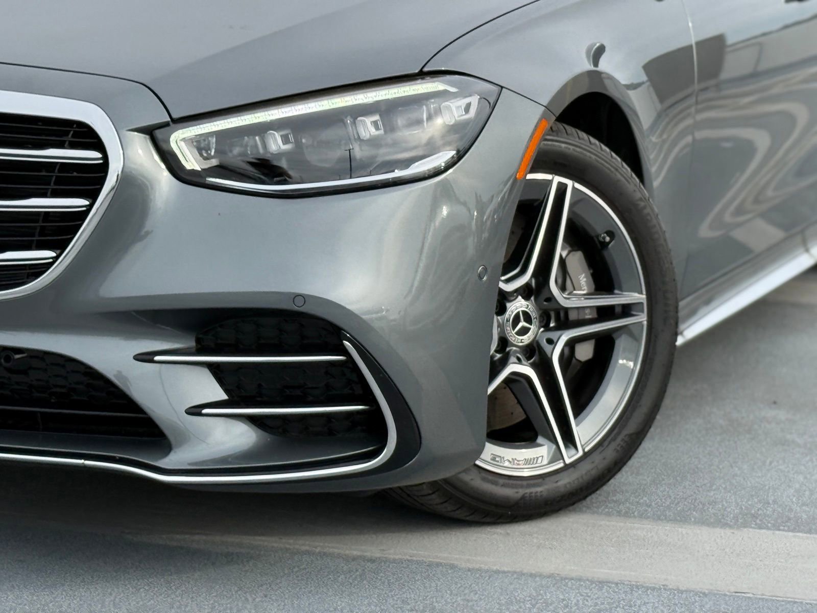 New 2026 Mercedes-Benz S 580e 4MATIC Sedan image 4
