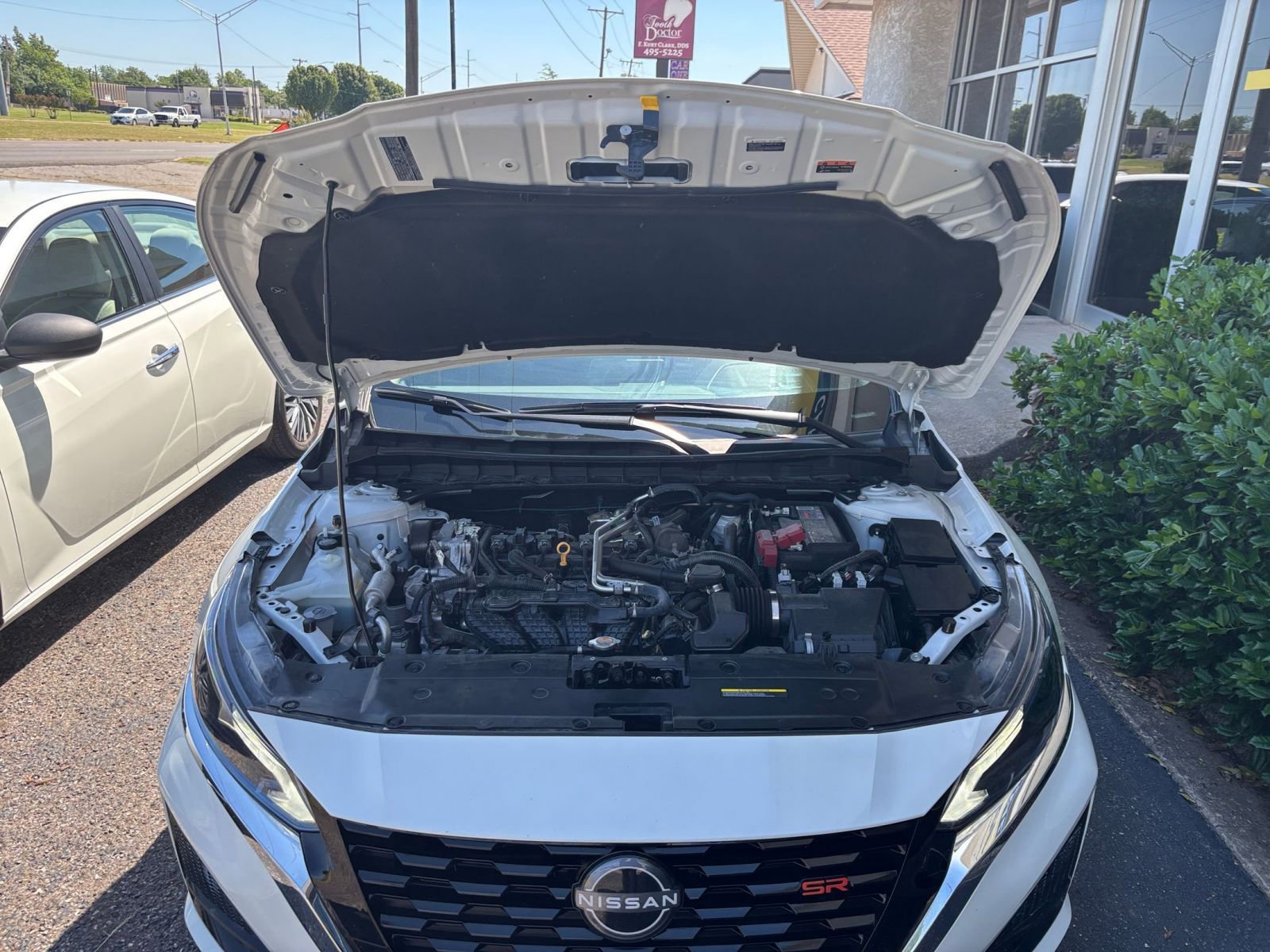 Used 2025 Nissan Altima 2.5 SV FWD image 32