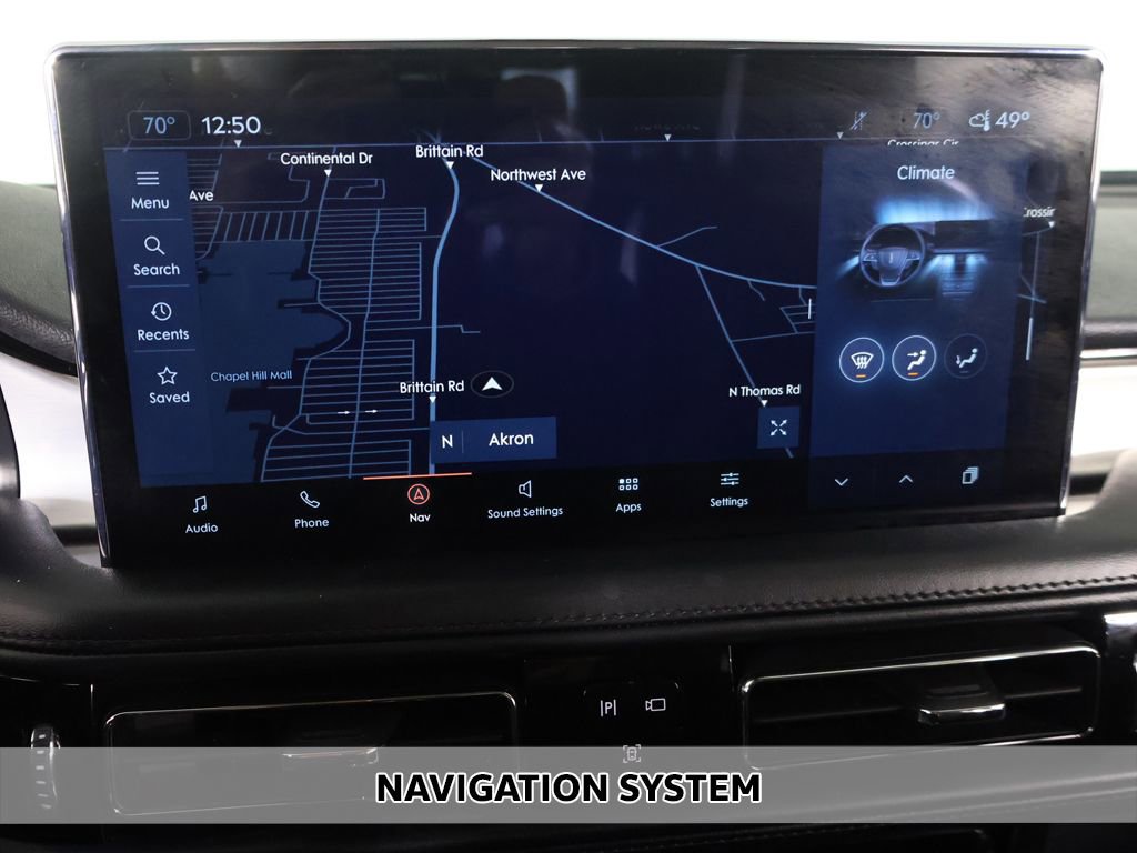 Used 2023 Lincoln Nautilus FWD w/ Premium Package image 3
