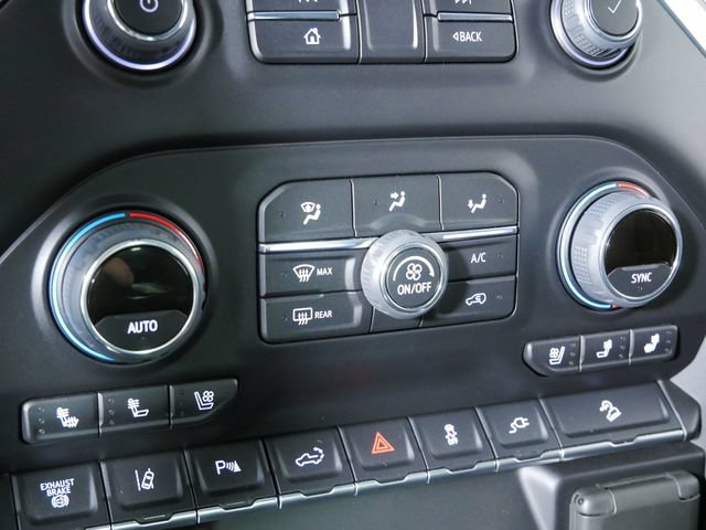 Used 2022 Chevrolet Silverado 3500 LTZ AWD/4WD image 29