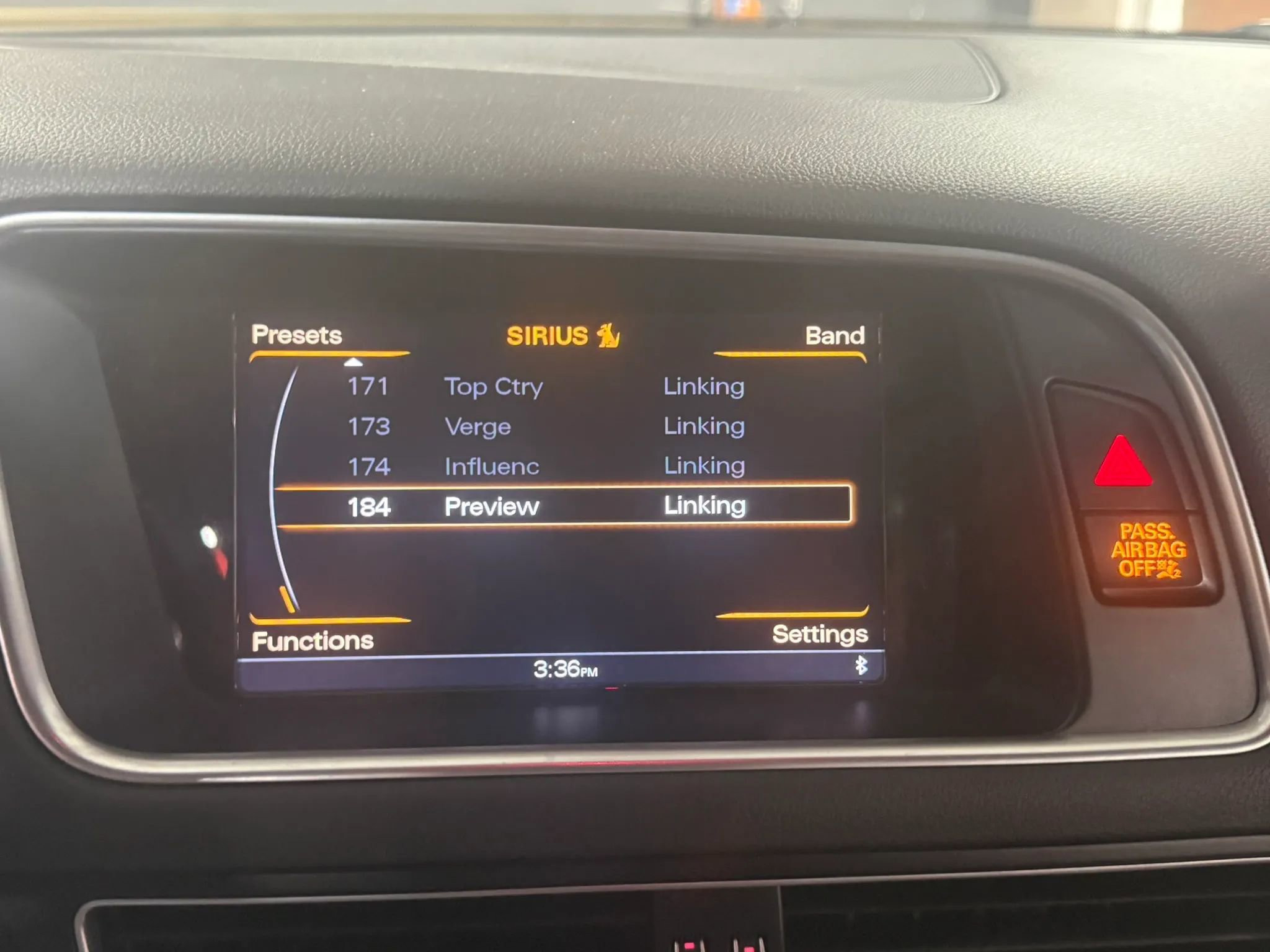 Used 2016 Audi Q5 2.0T Premium Plus w/ Technology Package image 19