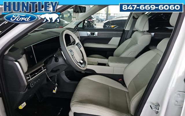Used 2025 Hyundai Santa Fe Calligraphy AWD/4WD image 6