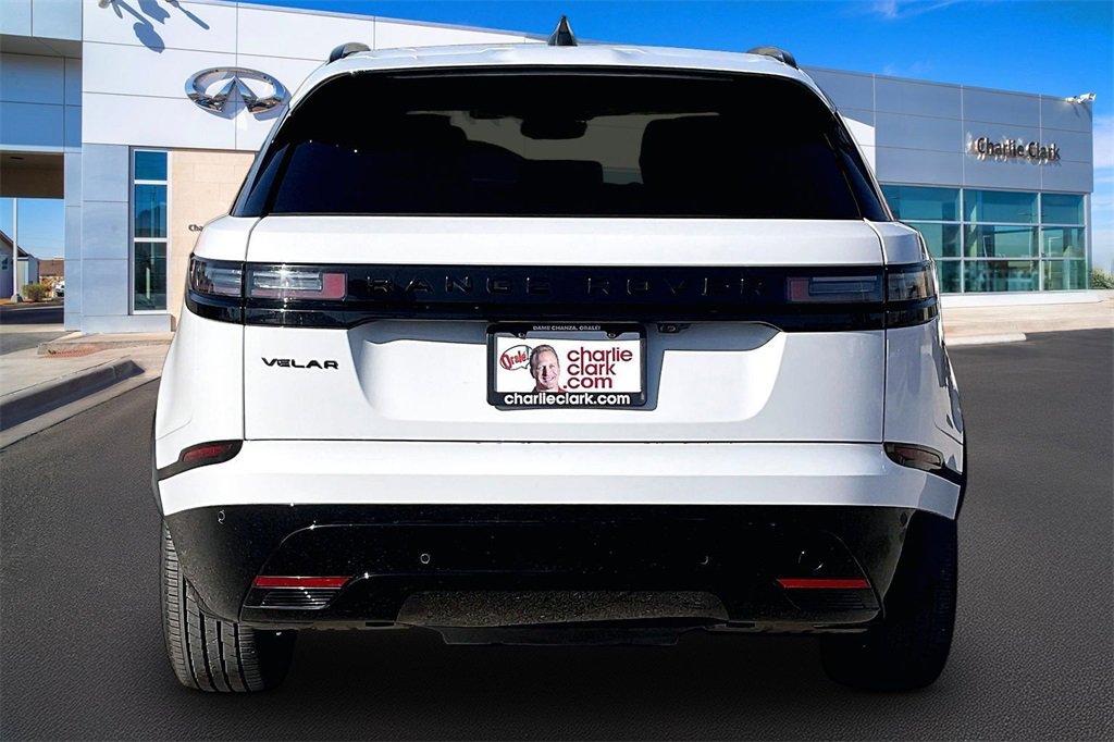 Used 2025 Land Rover Range Rover Velar Dynamic SE image 4