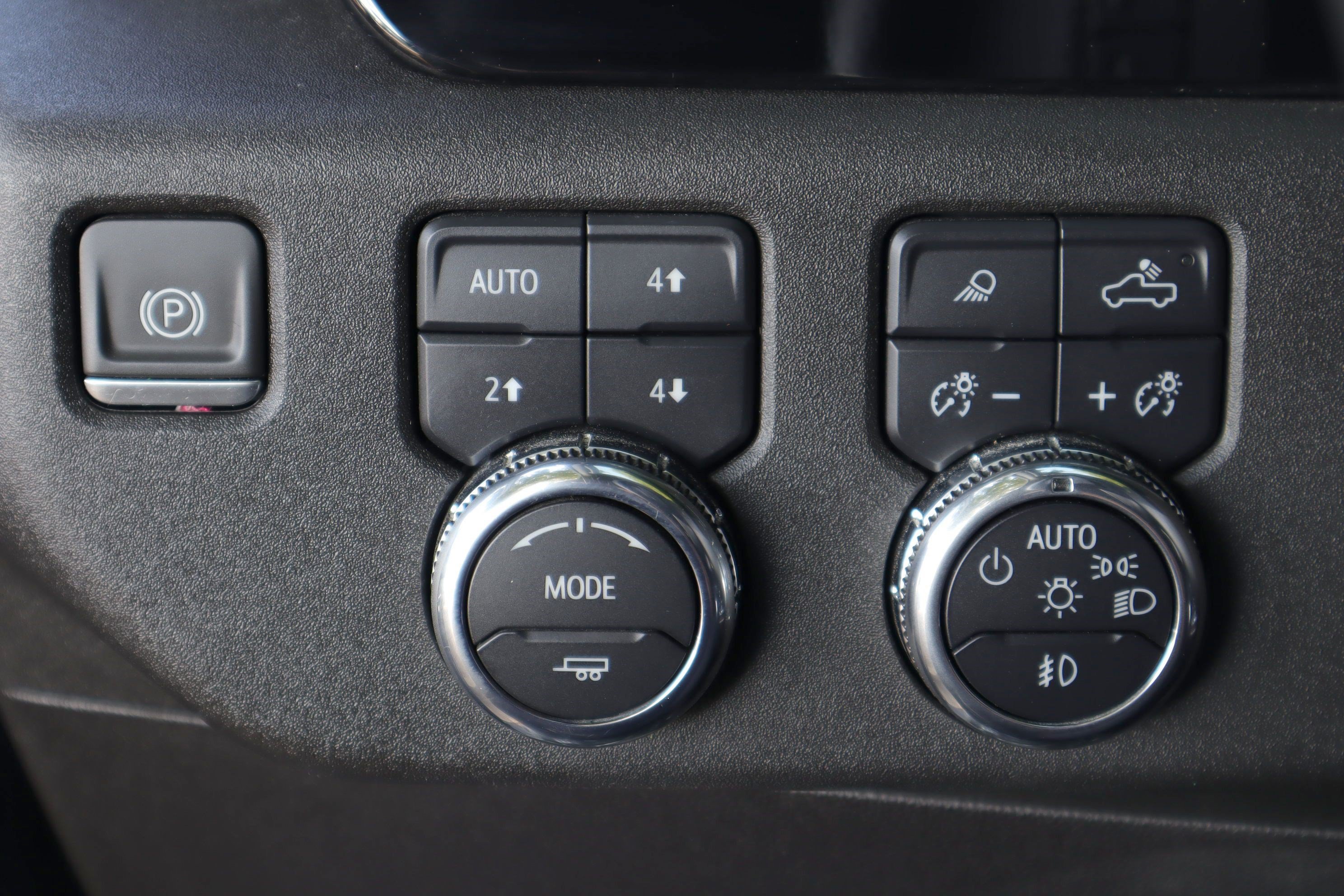 Used 2024 GMC Sierra 1500 Elevation w/ Elevation Premium Package AWD/4WD image 23