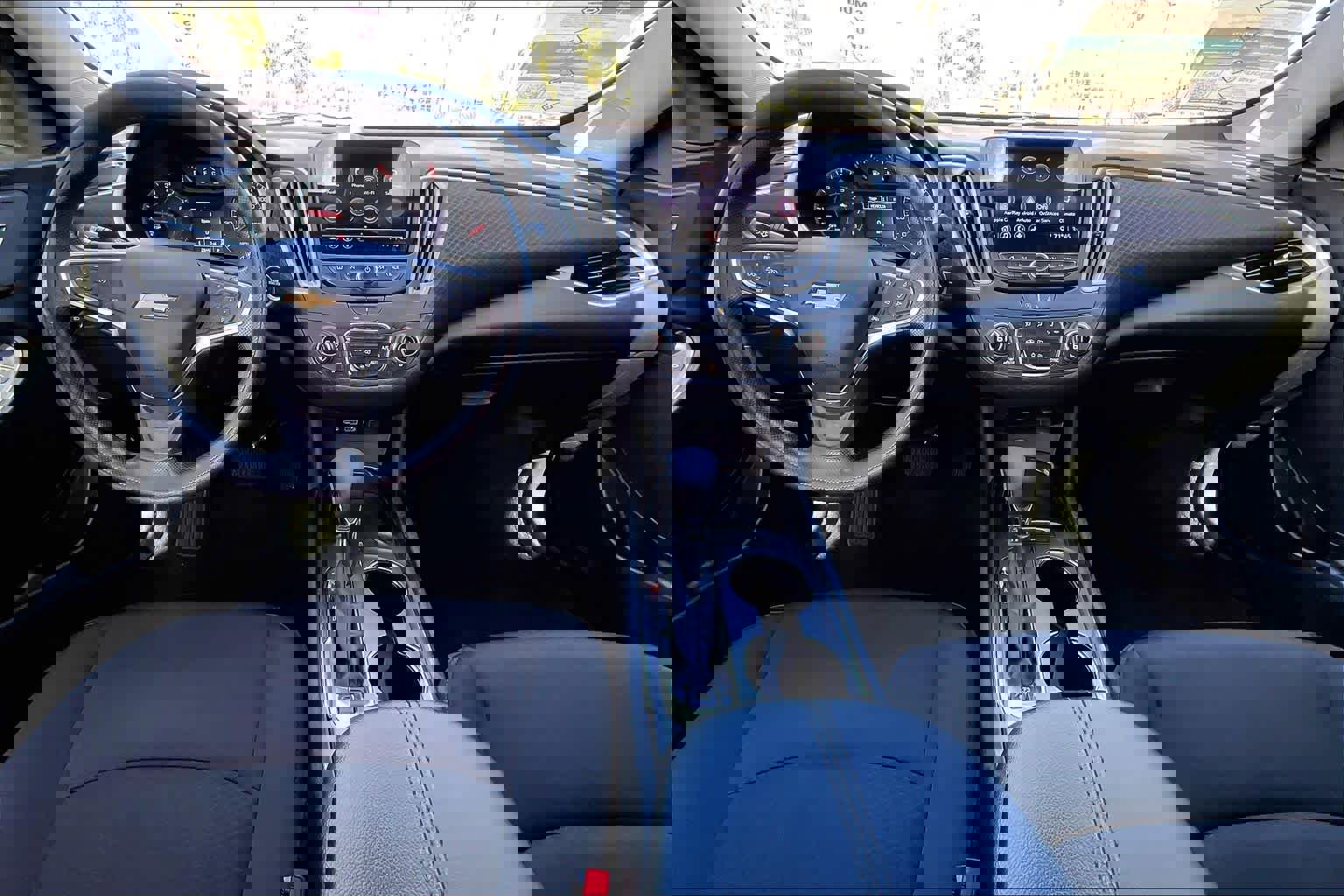 Used 2023 Chevrolet Malibu LT FWD image 14