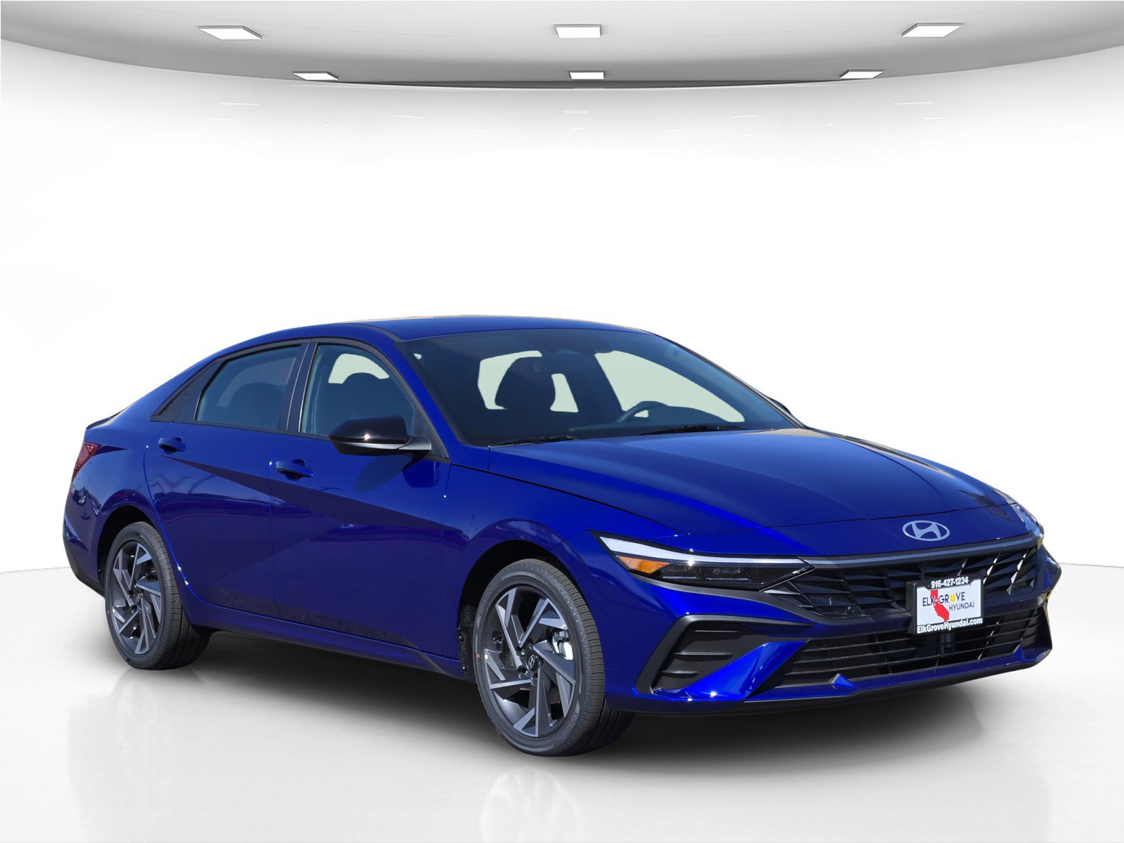 New 2025 Hyundai Elantra SEL image 11