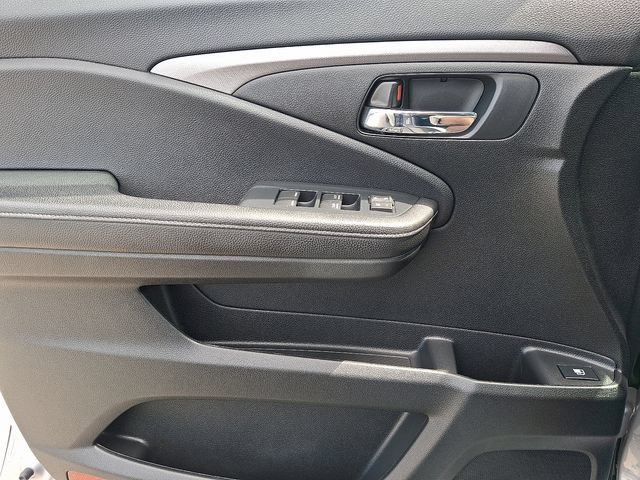 Certified 2021 Honda Ridgeline Sport image 21