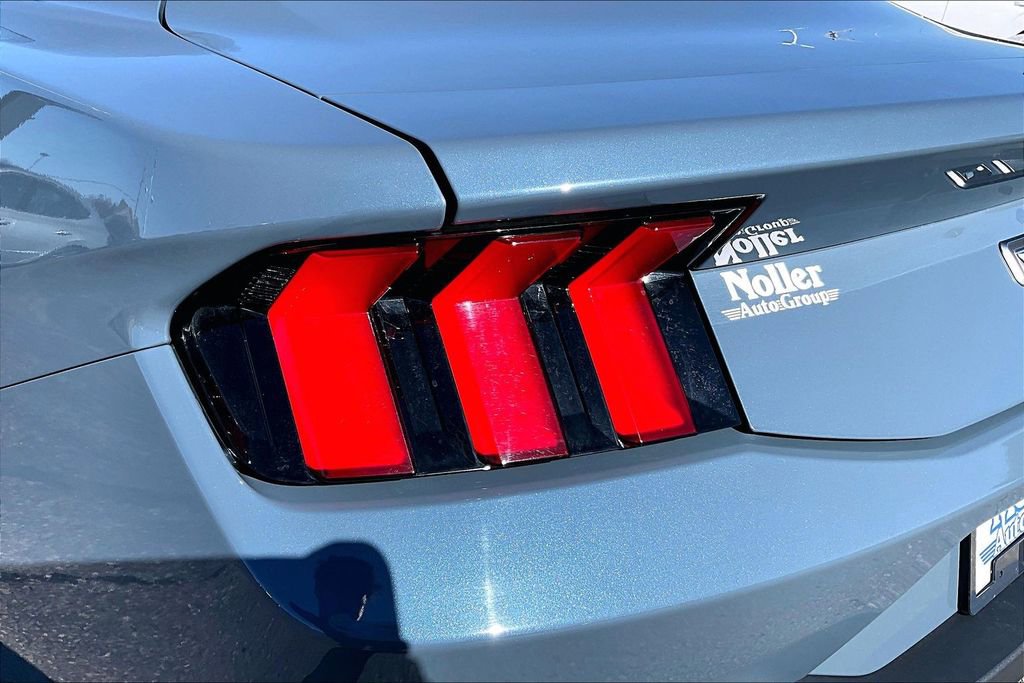 Used 2024 Ford Mustang GT Premium image 30