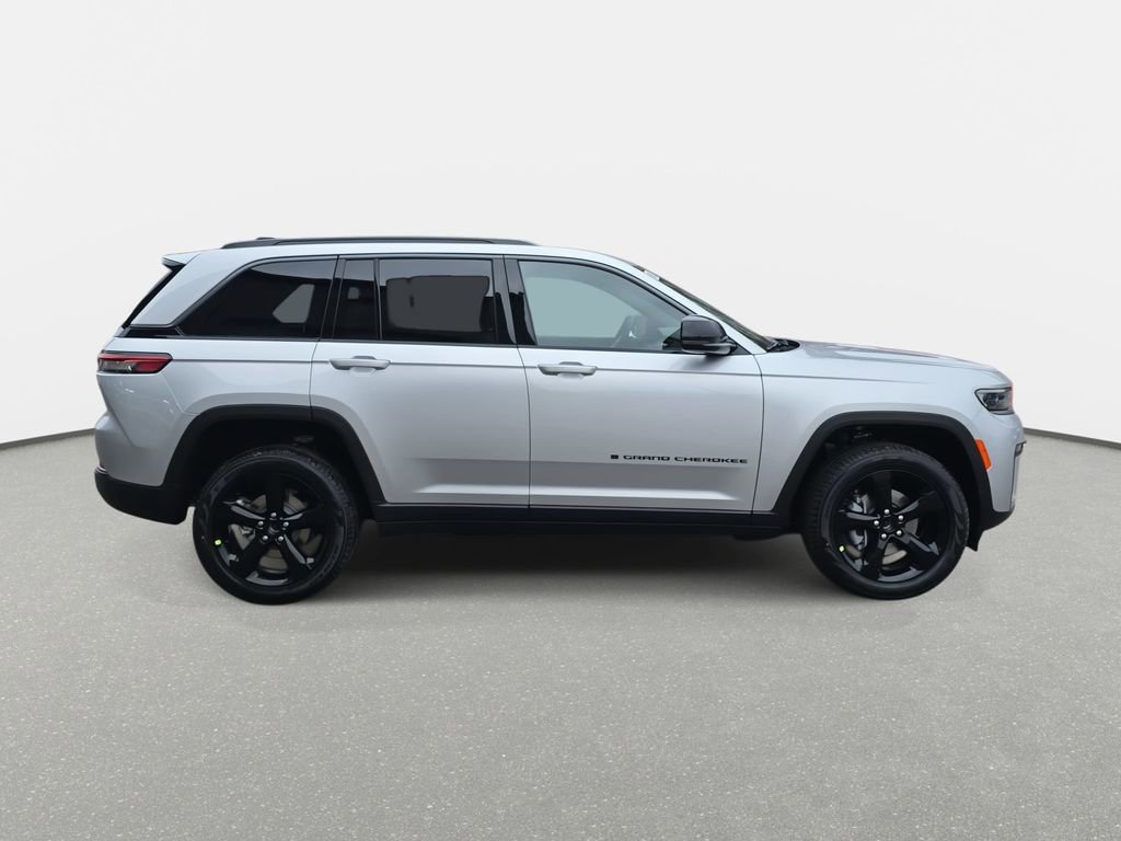 New 2026 Jeep Grand Cherokee Limited image 4