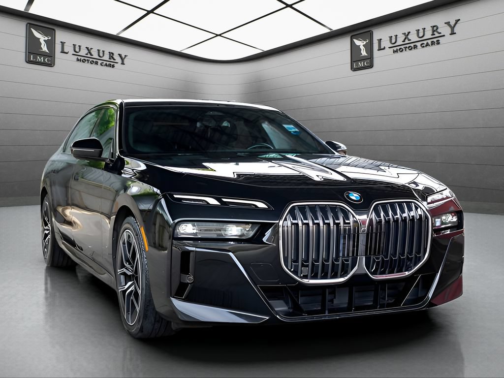 Used 2024 BMW 740i xDrive w/ Premium Package AWD/4WD image 1